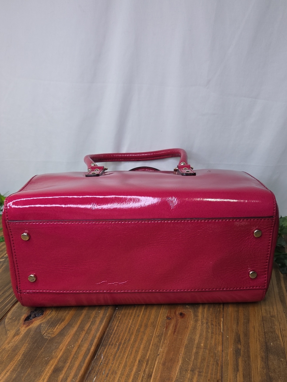 kate spade. Hot Pink Patent Leather Satchel with Gold Hardware. Beautiful - Picture 6 of 16